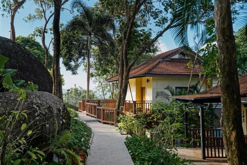 ANONA SUNSET BOUTIQUE - 1