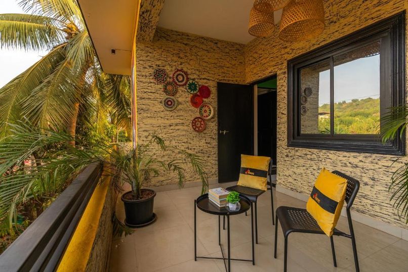 WHOOPERS BOUTIQUE MORJIM - 2