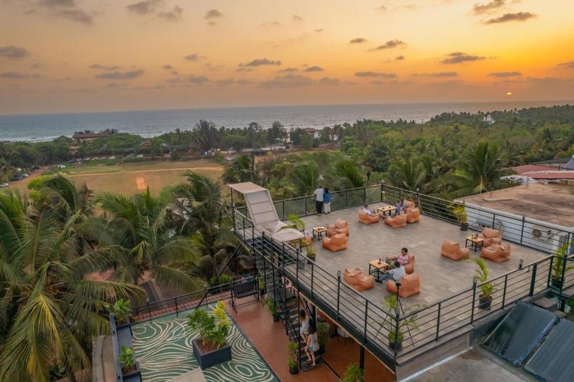 WHOOPERS BOUTIQUE MORJIM - 4