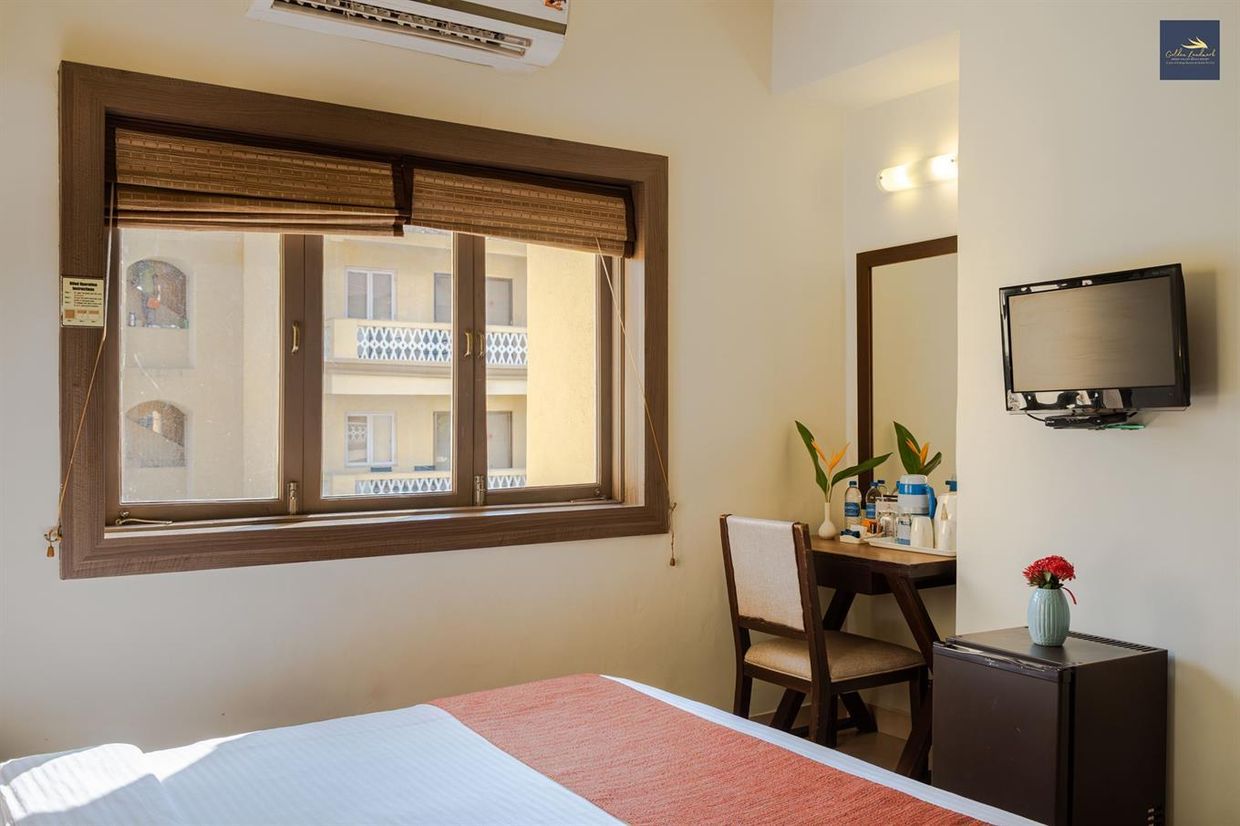 GOLDEN LANDMARK GREEN VALLEY BEACH RESORT - 8