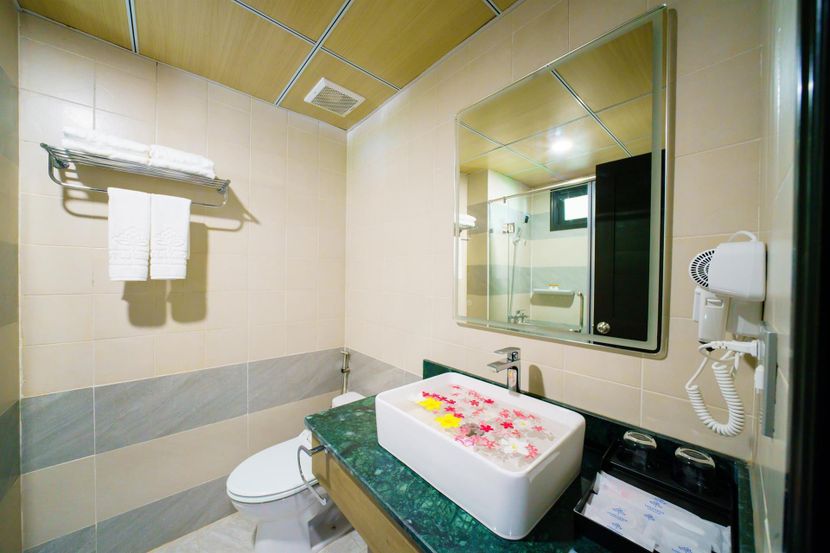 BLOOMING LOTUS RESORT - 3