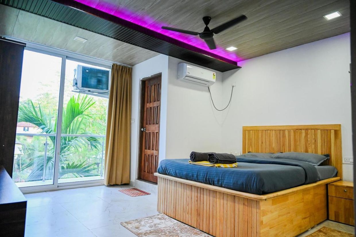 SEASIDE STAY - 4
