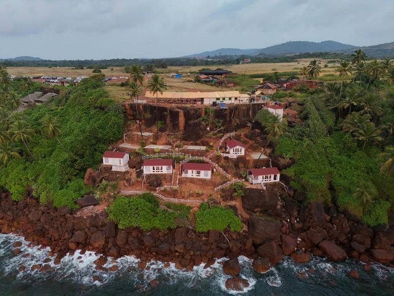 RED CRAB ECO RESORTS - CABO DE RAMA - 1