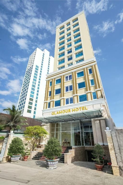 GLAMOUR HOTEL - 1