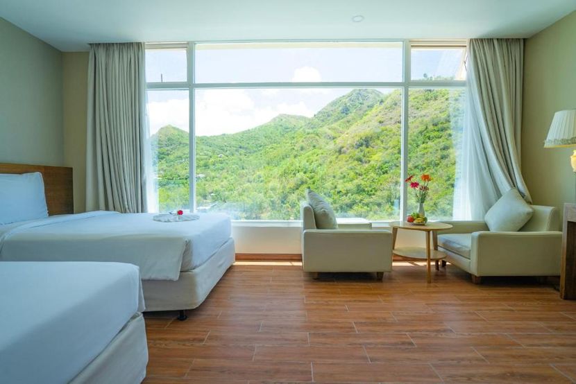 GLAMOUR HOTEL - 3
