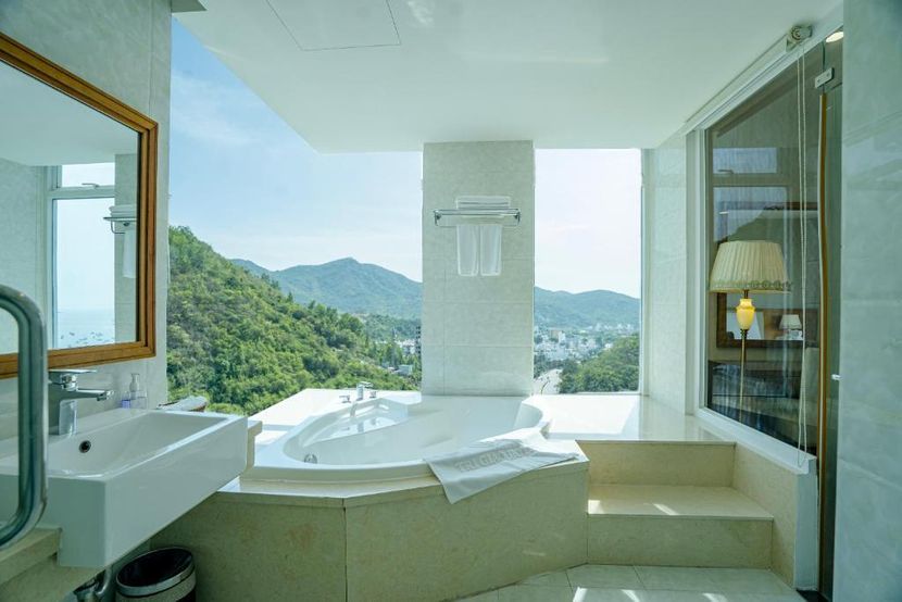 GLAMOUR HOTEL - 4