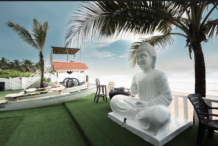 NASYAS BEACHSIDE COTTAGE - 2