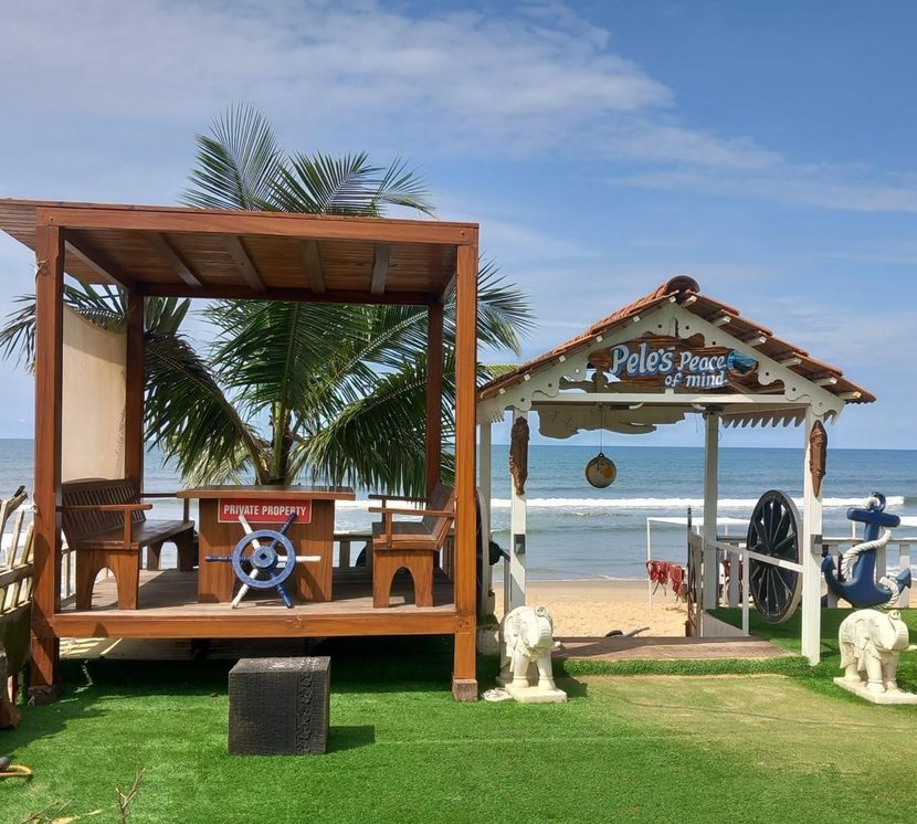 NASYAS BEACHSIDE COTTAGE - 3