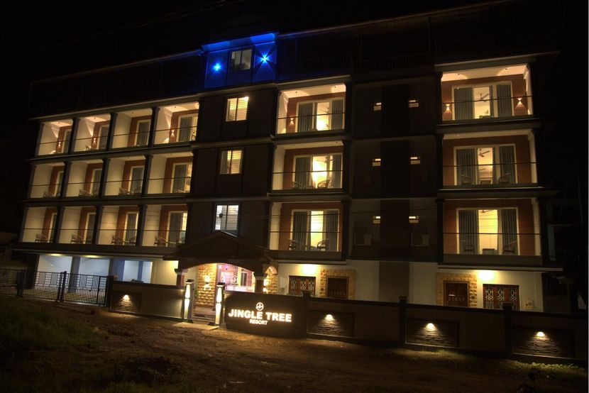 JINGLE TREE RESORT - 1