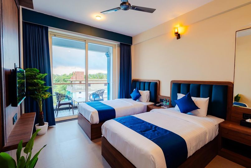 JINGLE TREE RESORT - 3