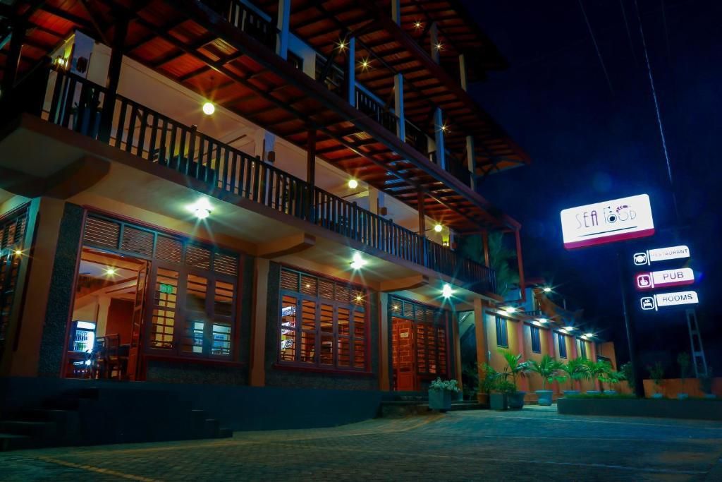 SEAFOOD RESTAURANT AND MOTEL - 3