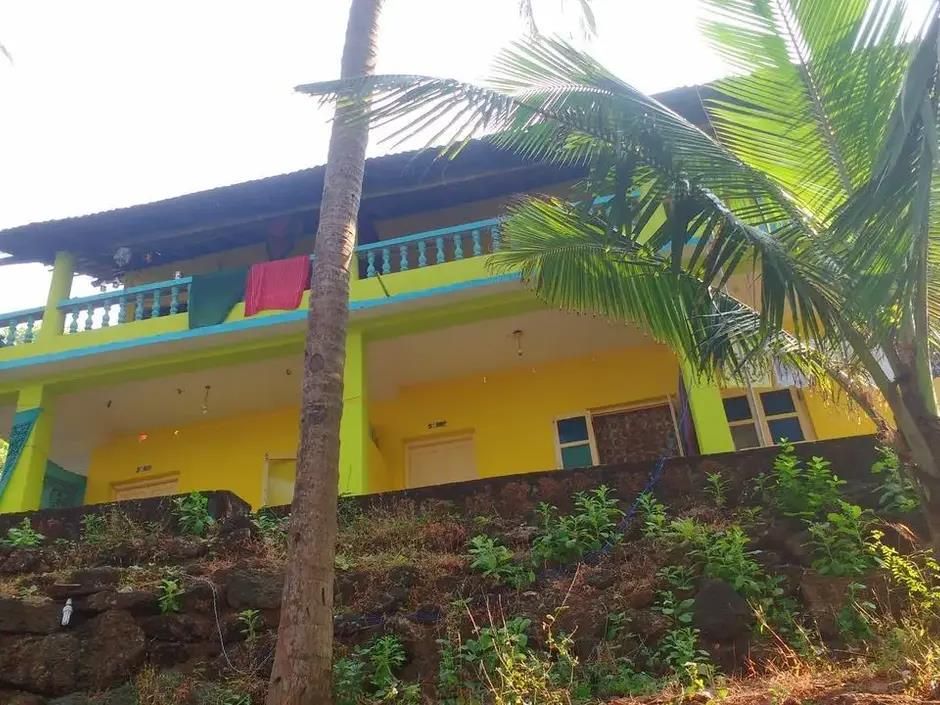 SATYAM CLIFF STAY GUESTHOUSE - 1