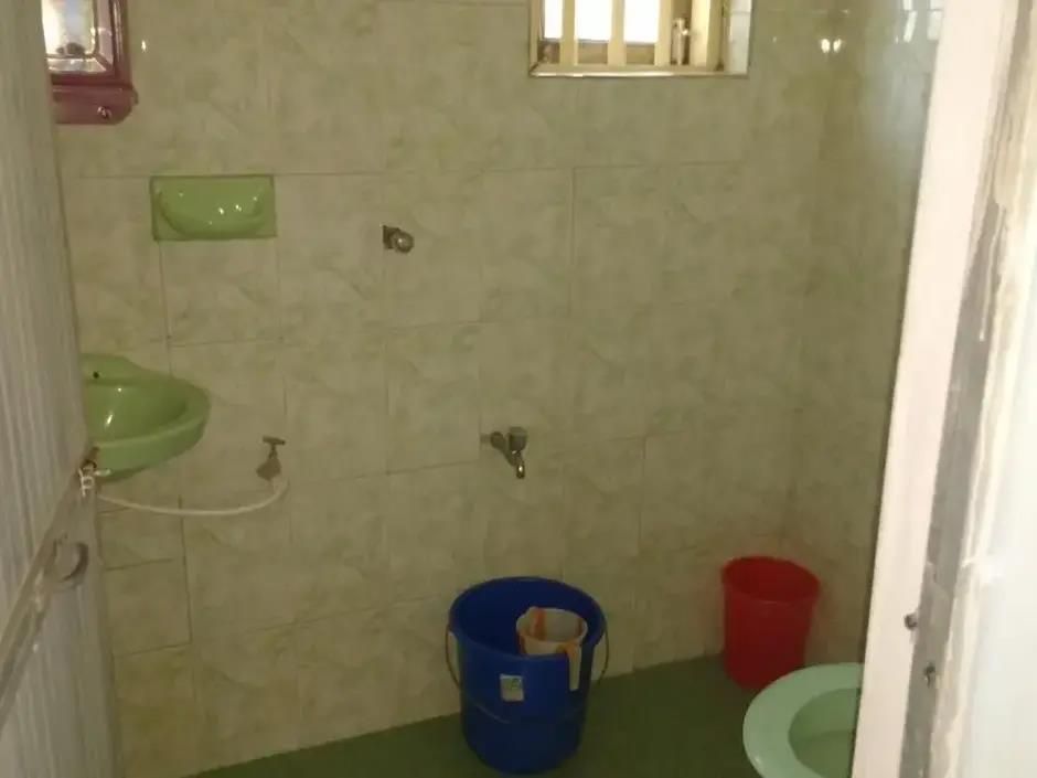 SATYAM CLIFF STAY GUESTHOUSE - 4