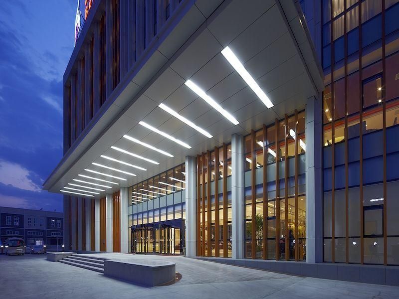 HOLIDAY INN BEIJING AIRPORT ZONE (北京临空假日酒店(首都机场新国展店) - 1