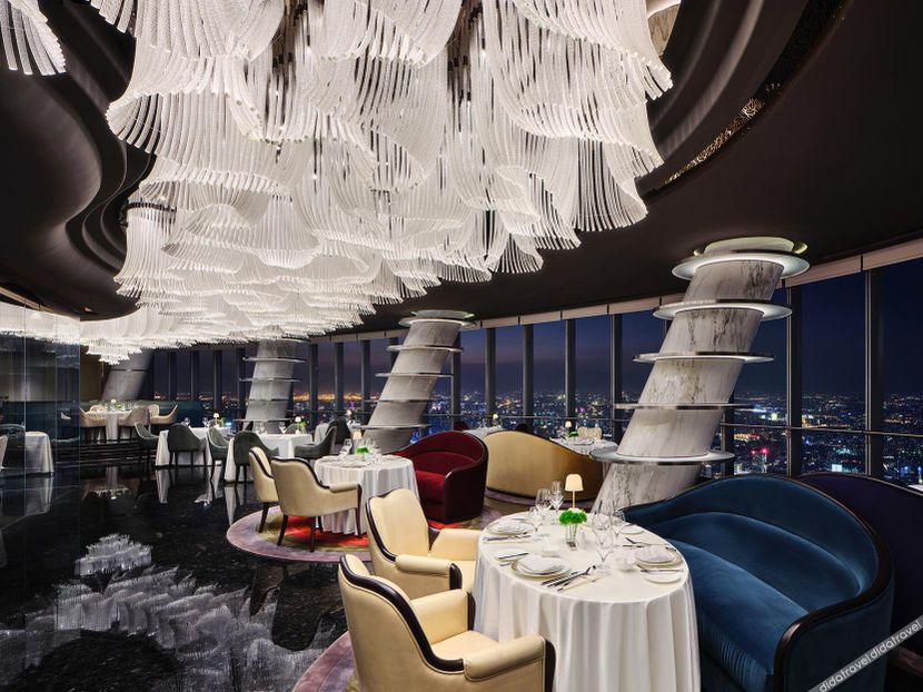 J HOTEL SHANGHAI TOWER (上海中心J酒店) - 1