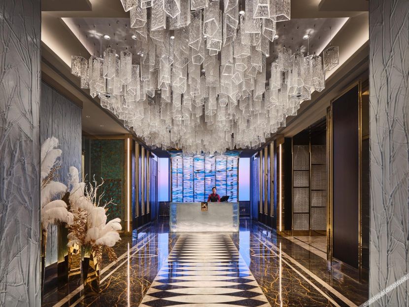 J HOTEL SHANGHAI TOWER (上海中心J酒店) - 4