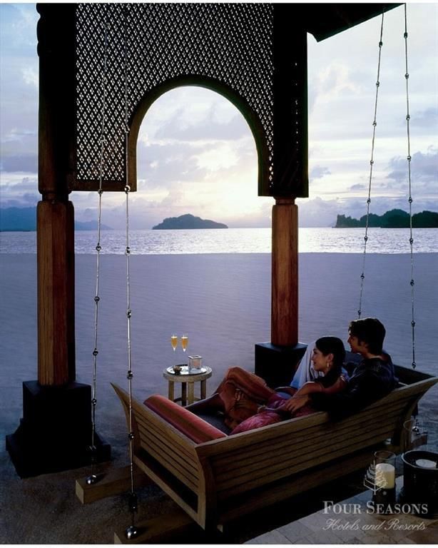 FOUR SEASONS RESORT - 5