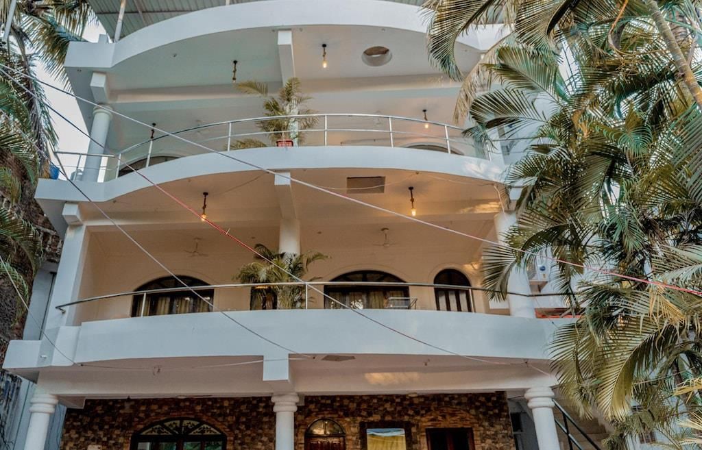 CASA AQUA MANDREM GUESTHOUSE - 1