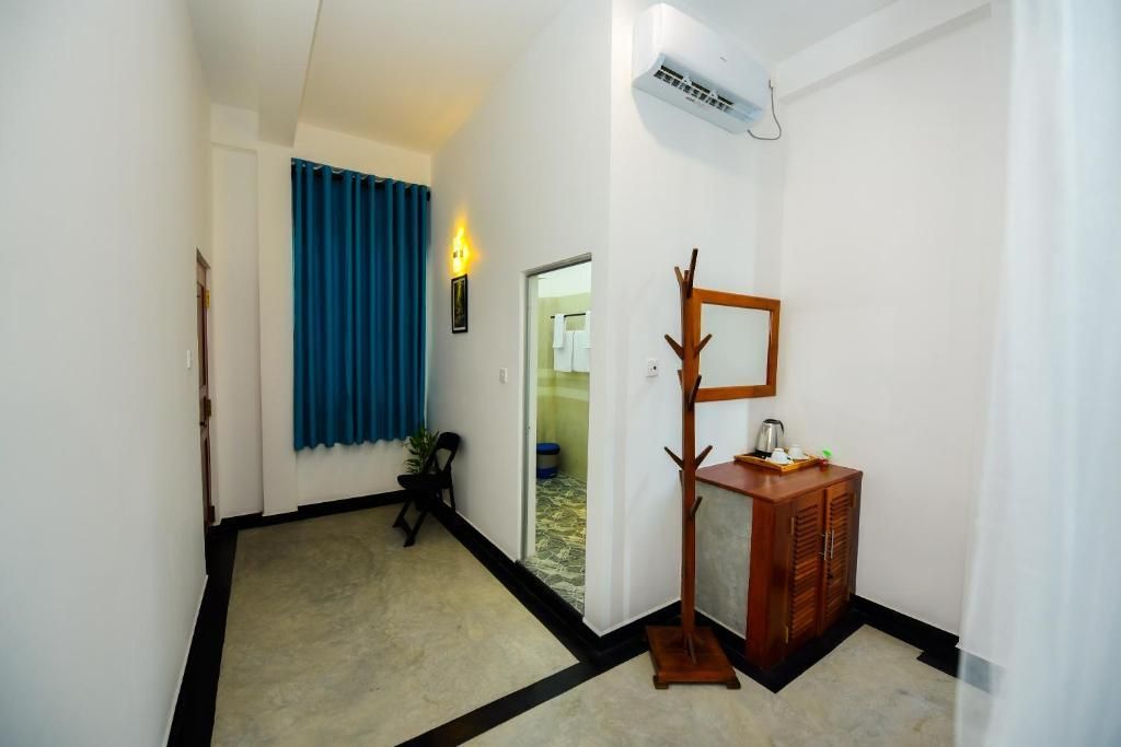 CAMELLIA UNAWATUNA - 7