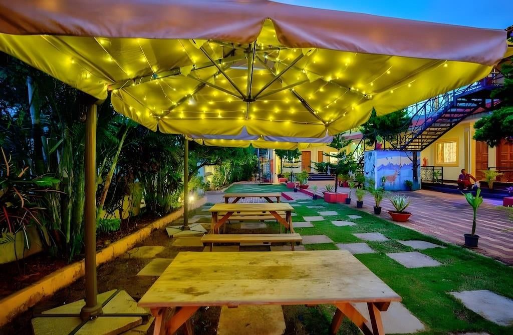 MAYA RESORT GUESTHOUSE - 8