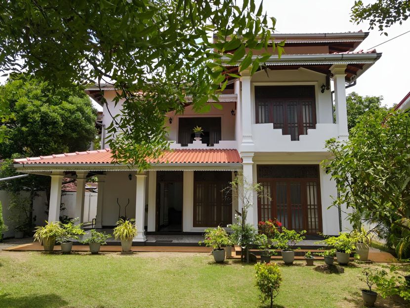 INSY VILLA GUESTHOUSE - 1