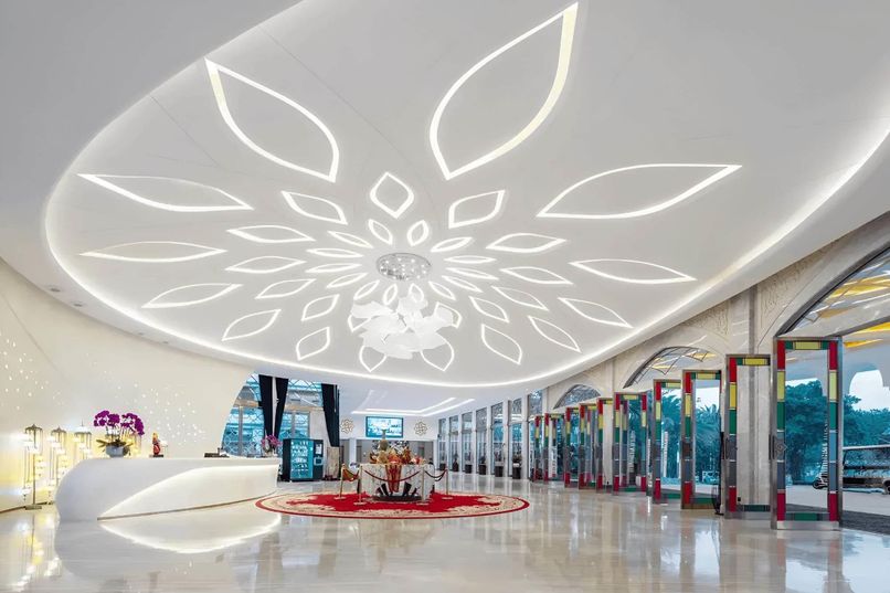 XINJIANG PLAZA HOLIDAY HOTEL - 2