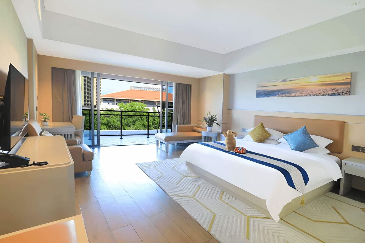 XINJIANG PLAZA HOLIDAY HOTEL - 3