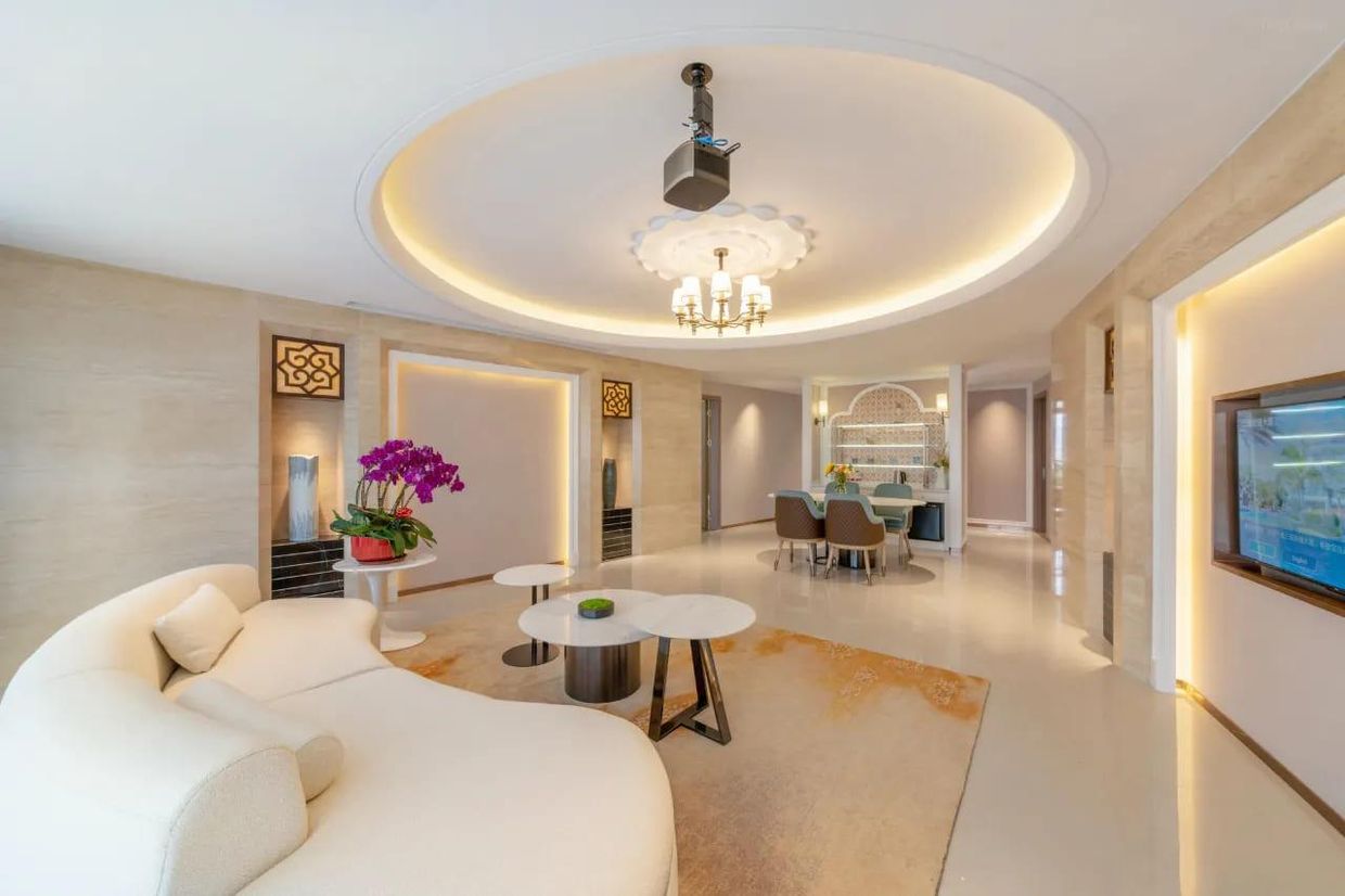 XINJIANG PLAZA HOLIDAY HOTEL - 34