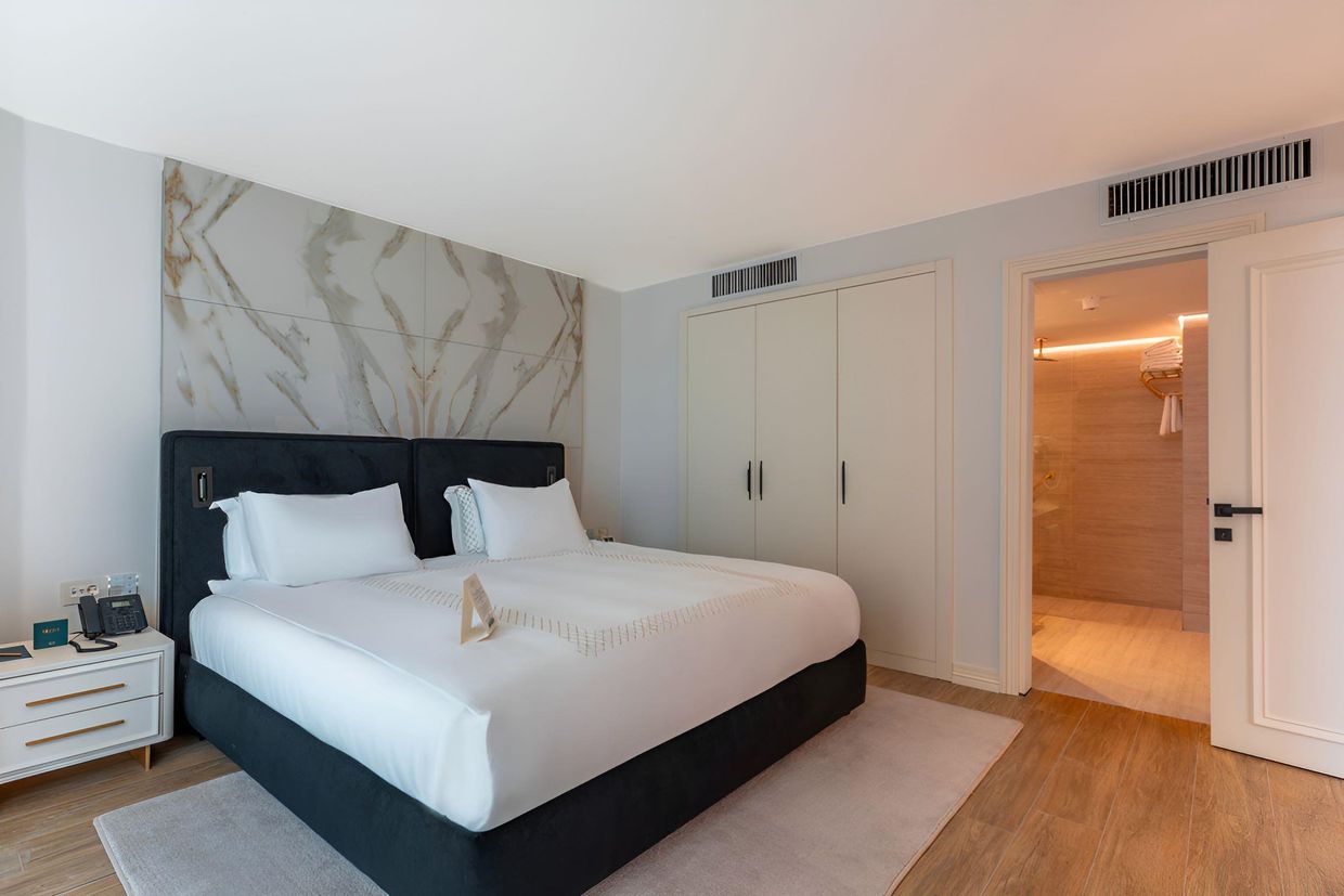 Qlusive Hotel (only adults 12+) - 9