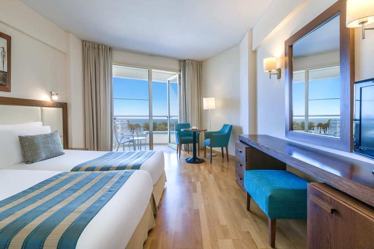 GOLDEN BAY - 9