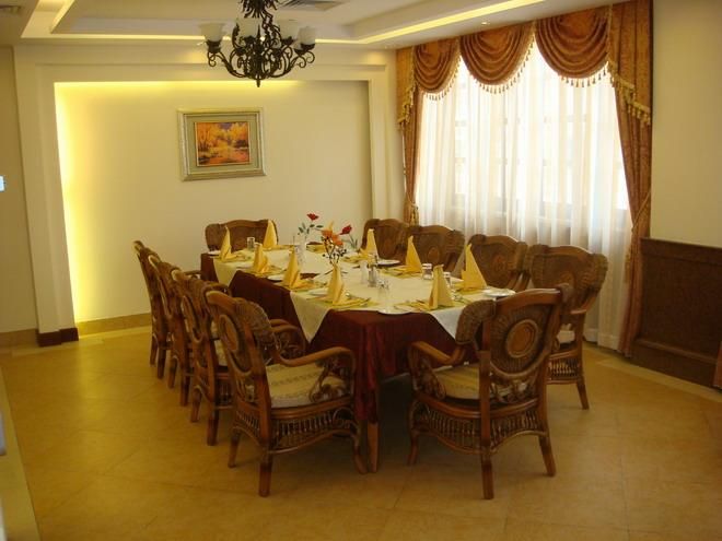 GOLDEN PHOENIX SEA VIEW HOTEL - 8