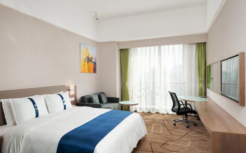 HOLIDAY INN EXPRESS CHENGDU WEST GATE (西门智选假日酒店（成都花牌坊地铁站店）) - 4