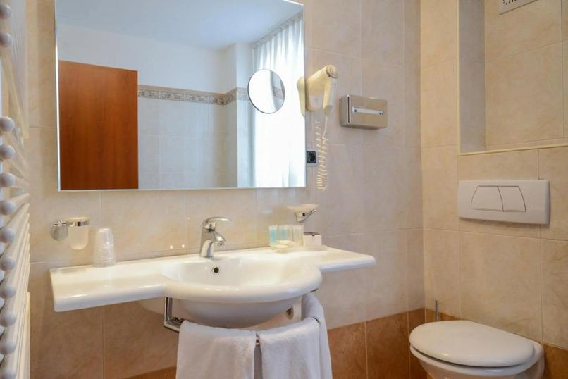 OSAKA RIVERSIDE HOTEL - 6