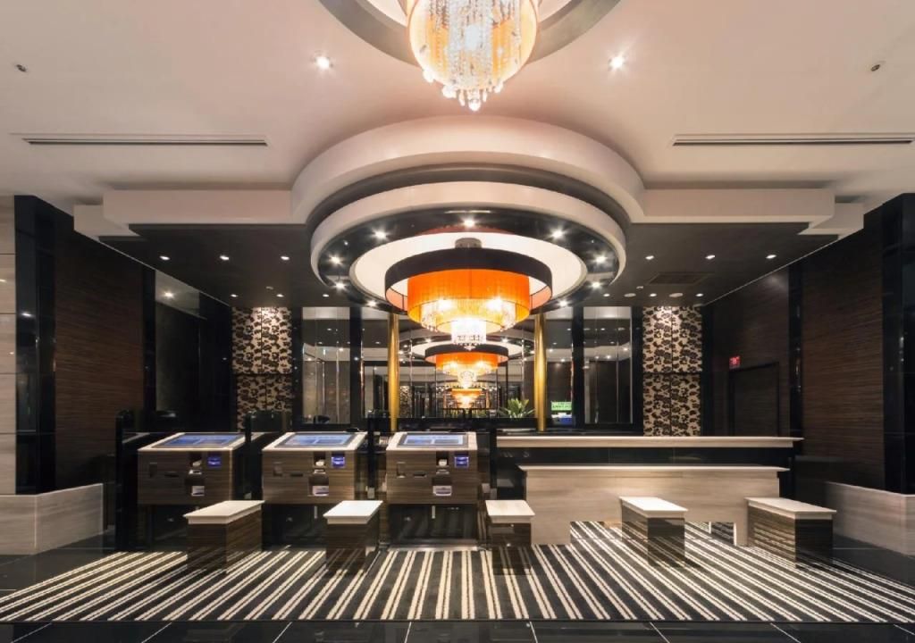 APA HOTEL NAMBA EKIHIGASHI - 2