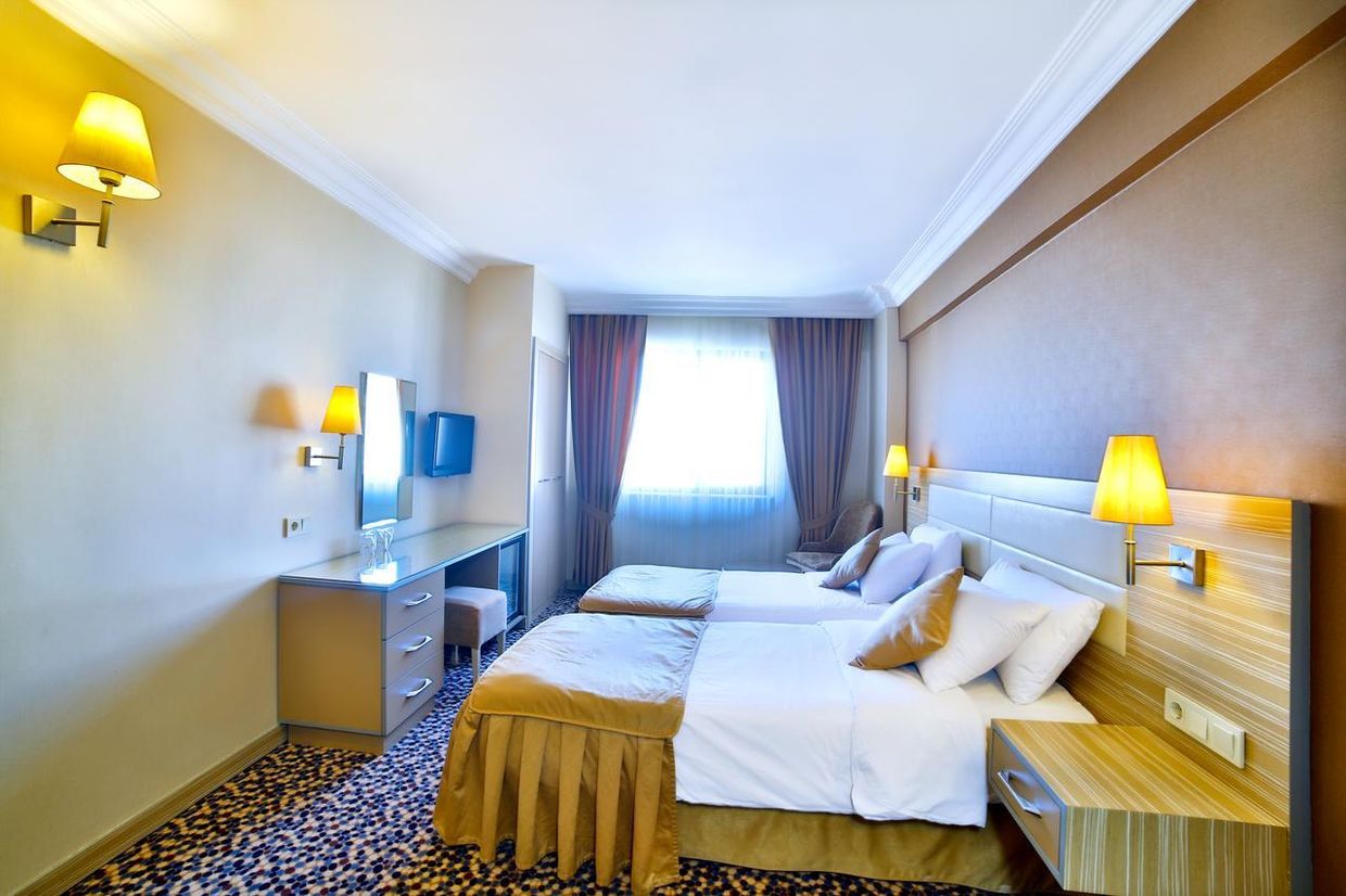 Grand Emin Hotel - 4