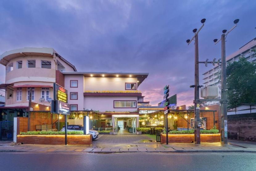 BEACH CORRIDOR HOTEL & SPA - 1