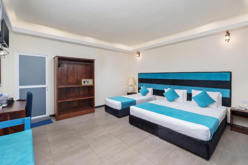 BEACH CORRIDOR HOTEL & SPA - 4