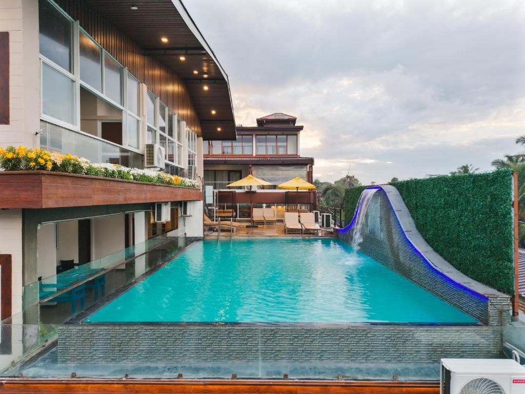 BEACH CORRIDOR HOTEL & SPA - 37