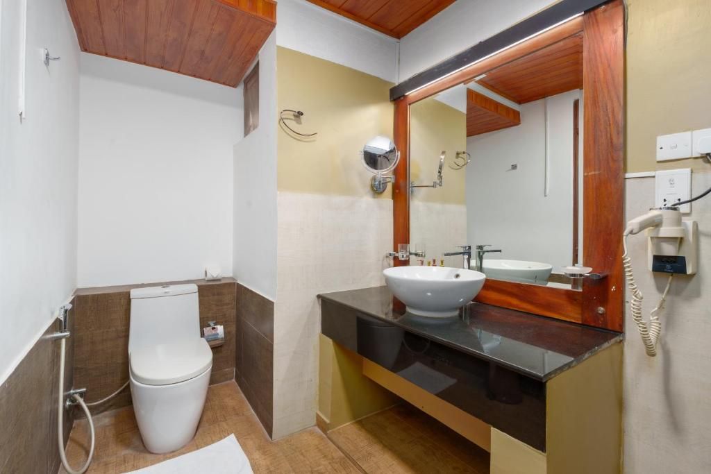 BEACH CORRIDOR HOTEL & SPA - 9