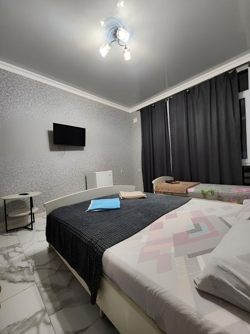 У ЛАРИСЫ, гостевой дом эконом - 2