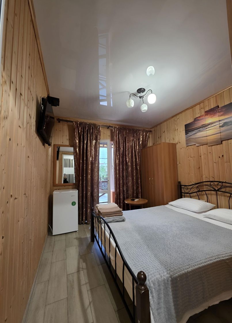 У ЛАРИСЫ, гостевой дом эконом - 6