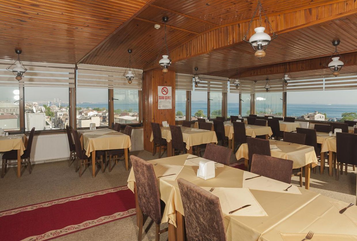 Grand Liza Hotel - 12