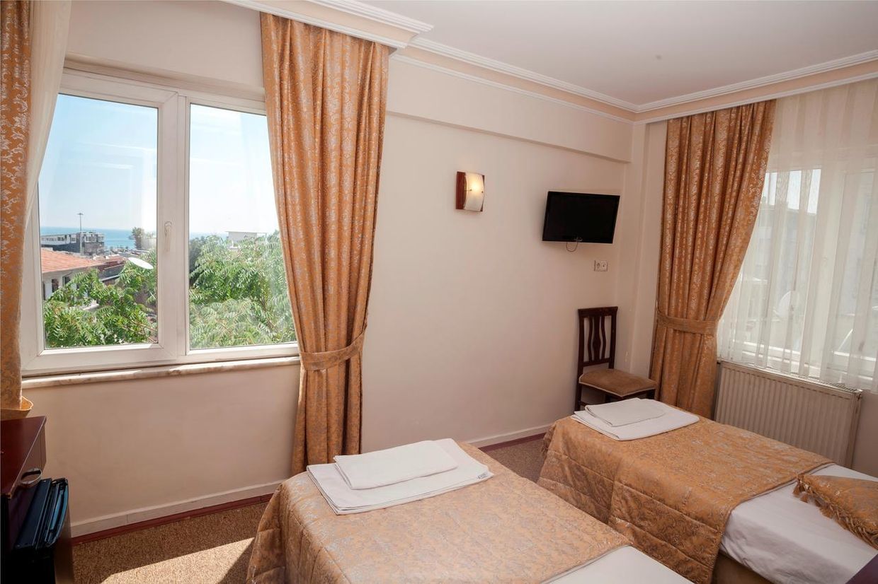 Grand Liza Hotel - 21