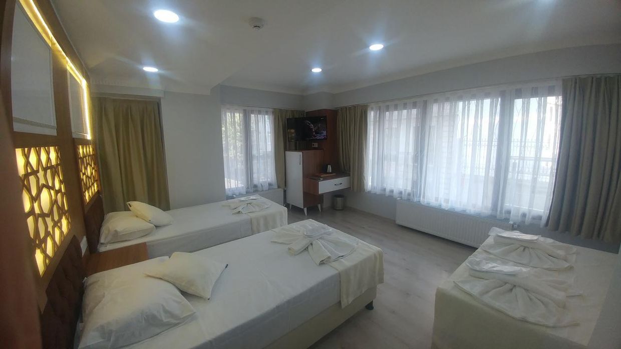 Grand Liza Hotel - 5