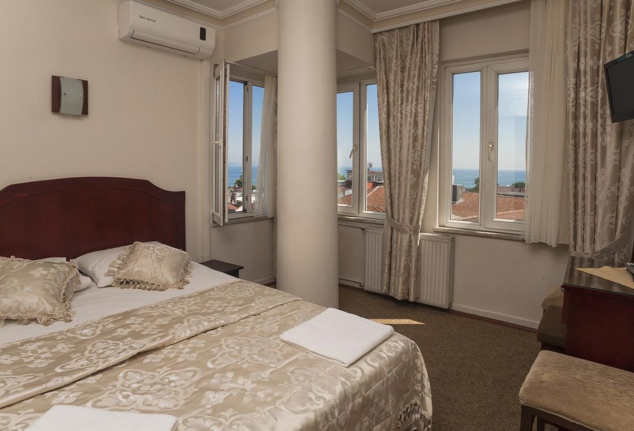 Grand Liza Hotel - 6