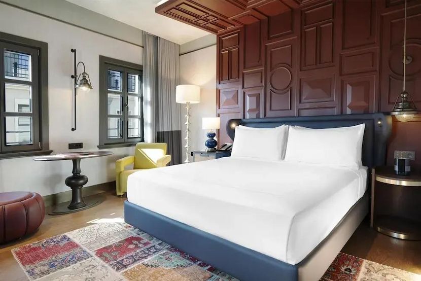Canopy by Hilton Istanbul Taksim Special Class - 2