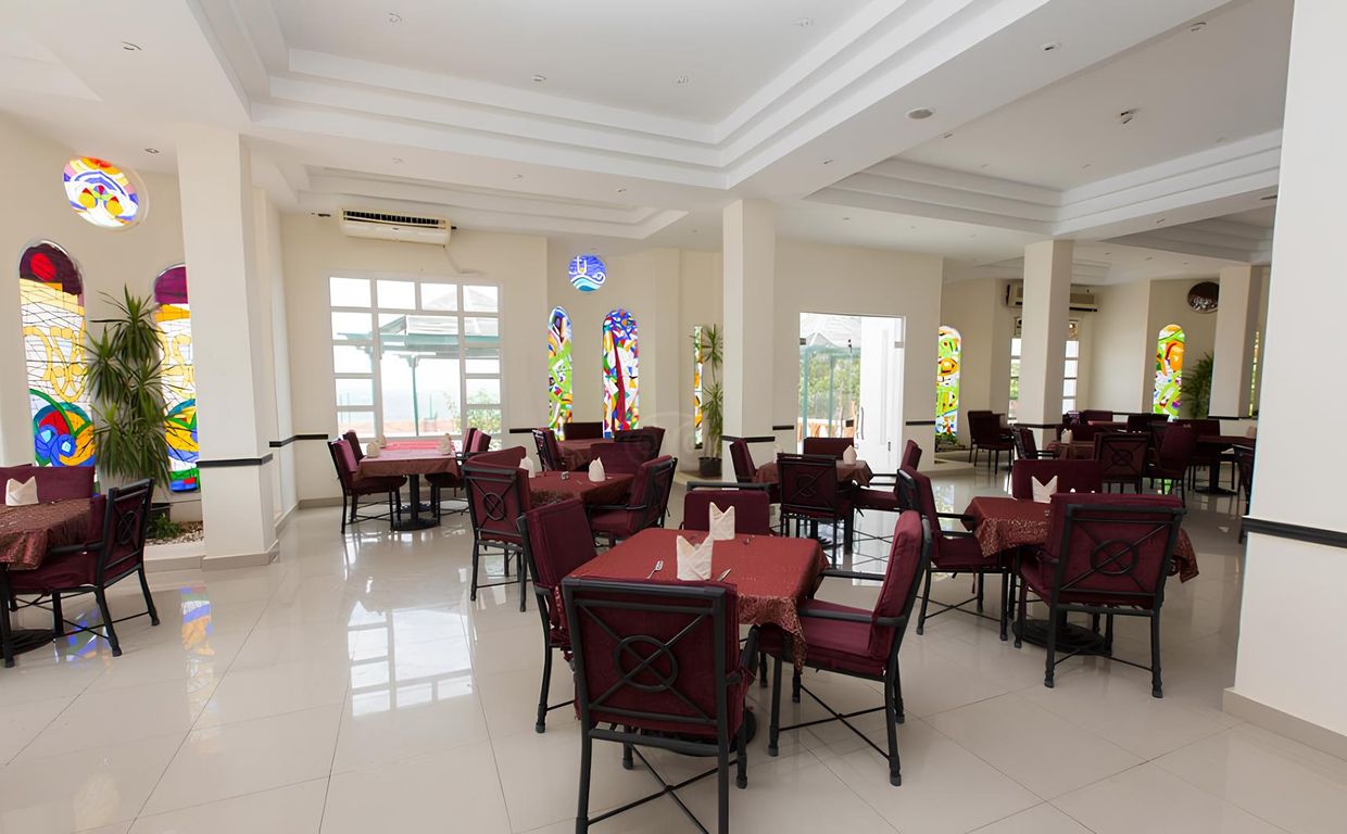 MEGAN HALOMY HOTEL - 18