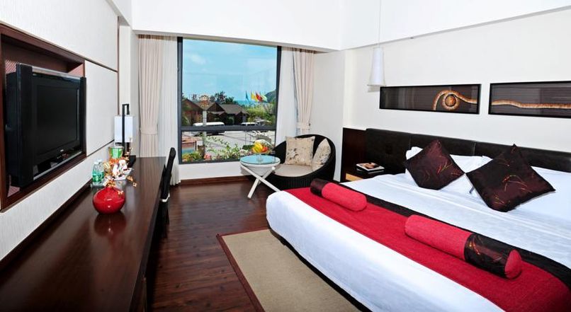 SANYA LUYI SEAVIEW HOTEL - 4