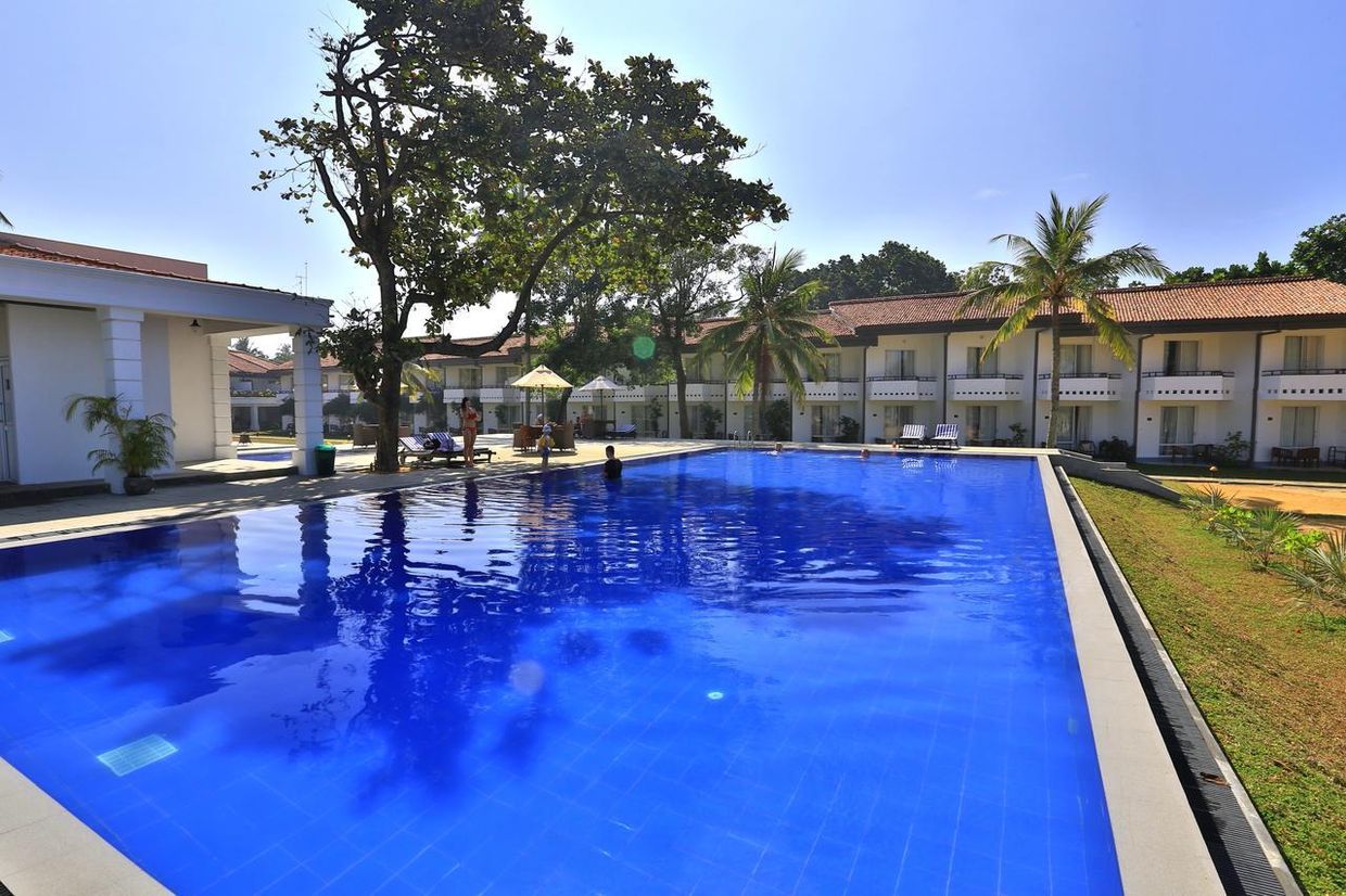 HIBISCUS BEACH HOTEL, WASKADUWA - 11