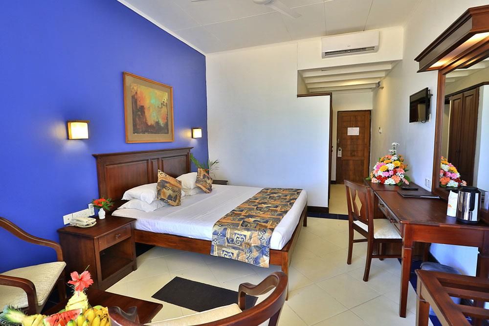 HIBISCUS BEACH HOTEL, WASKADUWA - 27